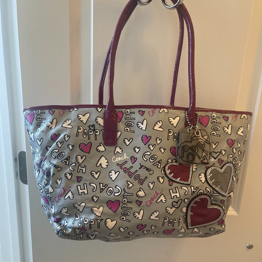 Coach Poppy Hearts Graffiti Tote